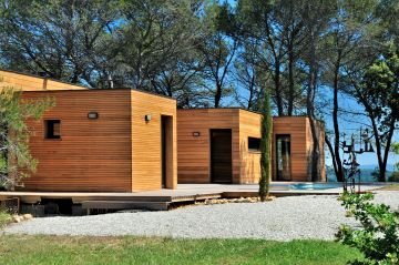 Une maison en bois design et moderne
