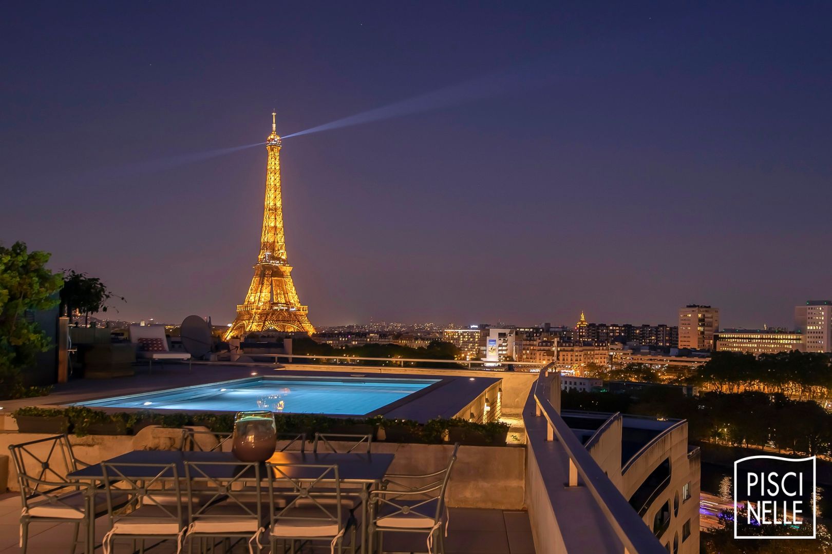 Tout savoir sur la tour Eiffel de nuit - Paris