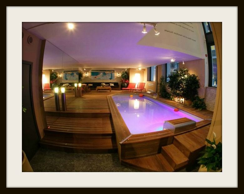 2010 Piscinelle Gold award - Designer indoor pool