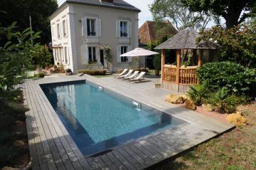 Piscine Cr12 avec un liner gris ardoise.