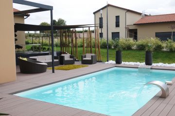 La terrasse se fond dans son environnement